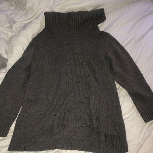 Knit Gray Women’s pullover sweater / Size L
